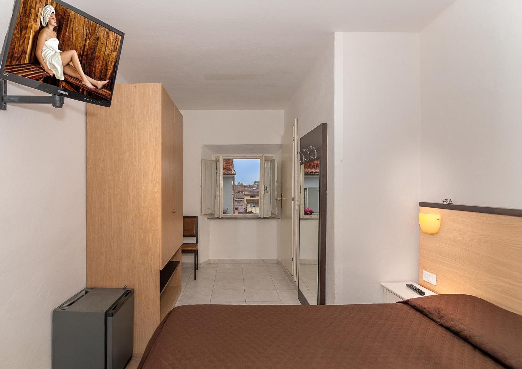 Hotel Rex Viareggio Oda fotoğraf